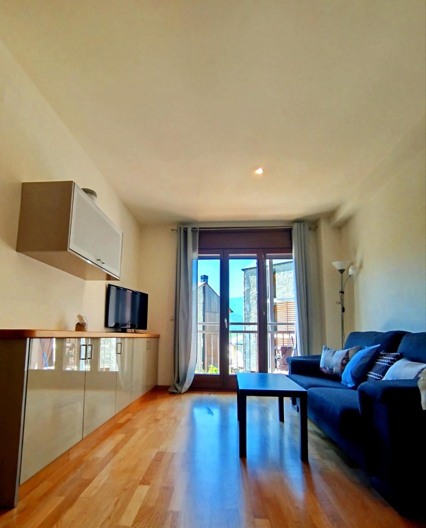 Apartaments Sort Pirineus エクステリア 写真