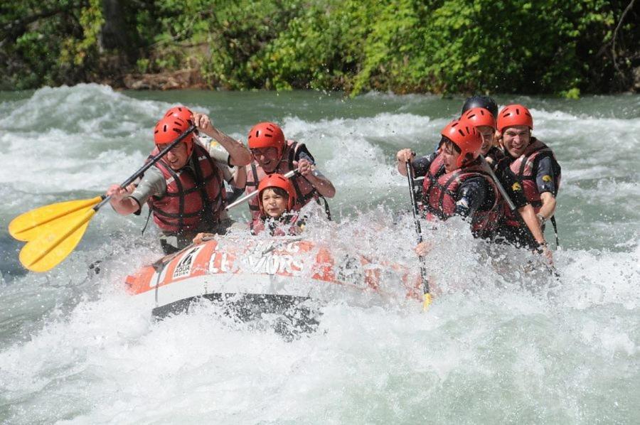Apartaments Sort Pirineus エクステリア 写真