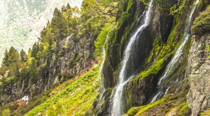 Apartaments Sort Pirineus エクステリア 写真